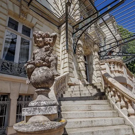 Chateau Des Orchidees En Val De Loire Bed & Breakfast *