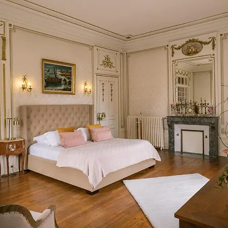 Chateau Des Orchidees En Val De Loire ベッド・アンド・ブレックファスト