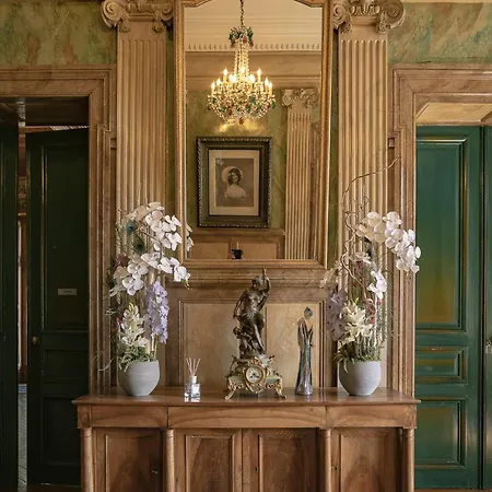 Chateau Des Orchidees In A French Castle 4*